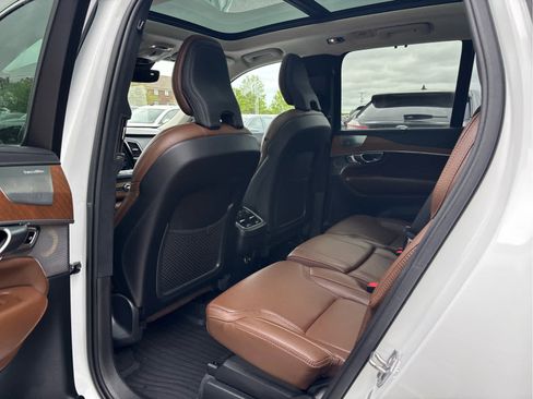 Used 2019 Volvo XC90 T6 Inscription w/ Luxury Package image 5