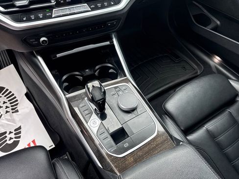 Used 2019 BMW 330i xDrive Sedan w/ Premium Package AWD/4WD image 18