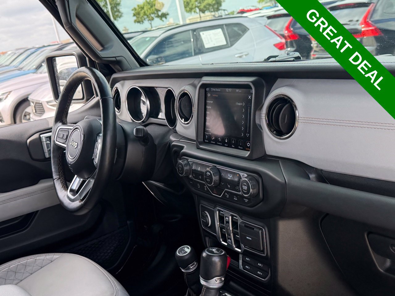 Used 2021 Jeep Wrangler Unlimited Sahara AWD/4WD image 46