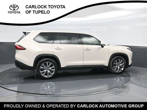 Used 2024 Toyota Grand Highlander Limited image 4