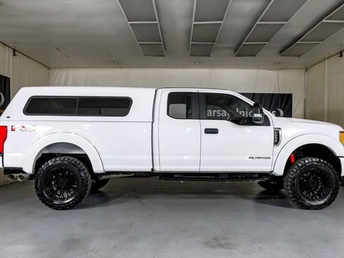 Used 2017 Ford F250 XL w/ Power Equipment Group image 6