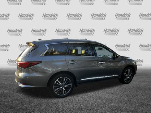Used 2018 INFINITI QX60 Luxe w/ Deluxe Technology Package image 10
