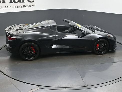 Used 2025 Chevrolet Corvette Stingray Coupe w/ Battery Protection Package RWD image 38