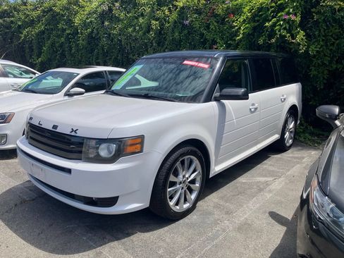 Used 2011 Ford Flex Titanium w/ Trailer Tow Pkg Class III AWD/4WD image 1