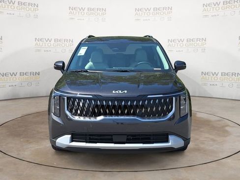 New 2026 Kia Carnival EX FWD image 8