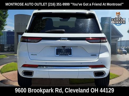 Used 2023 Jeep Grand Cherokee Overland AWD/4WD image 6