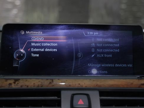 Used 2014 BMW 428i Convertible w/ Premium Package image 31