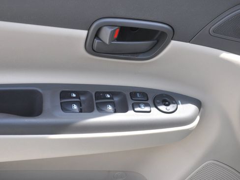 Used 2010 Hyundai Accent GLS w/ Premium Pkg 4 FWD image 15
