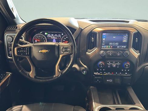 Used 2019 Chevrolet Silverado 1500 High Country w/ Technology Package image 26