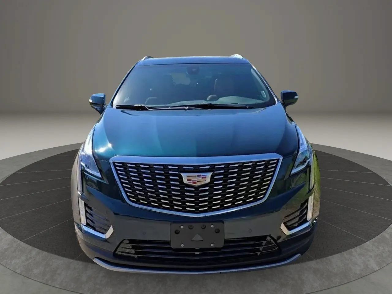 Used 2025 Cadillac XT5 Premium Luxury w/ LPO, Floor Liner Package AWD/4WD image 2