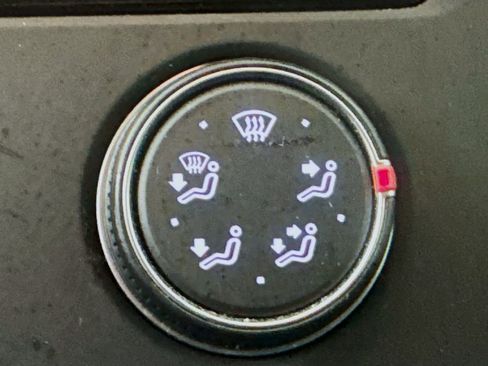 Used 2019 Volkswagen Atlas S image 23