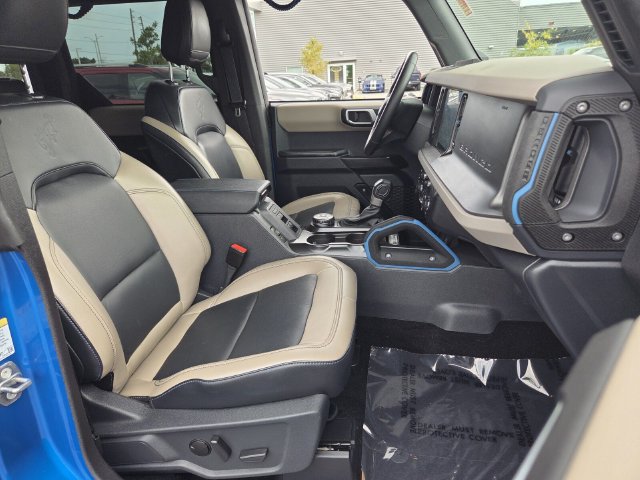 Used 2024 Ford Bronco Wildtrak AWD/4WD image 17