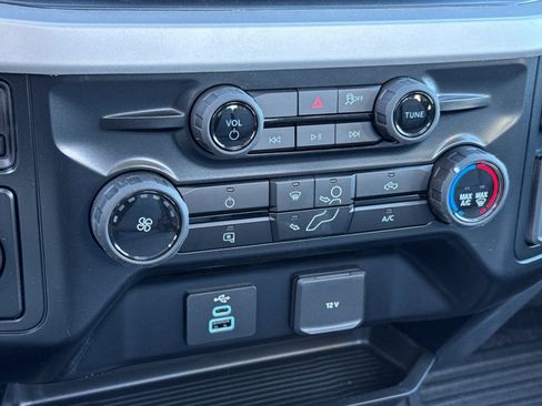 New 2026 Ford F250 XL w/ XL Chrome Package image 18