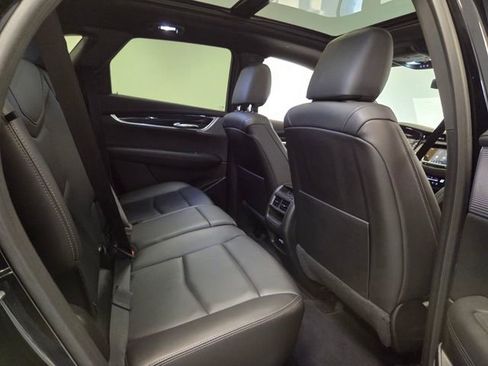 Used 2023 Cadillac XT5 Premium Luxury image 15