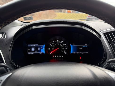 Used 2023 Ford Edge ST image 14