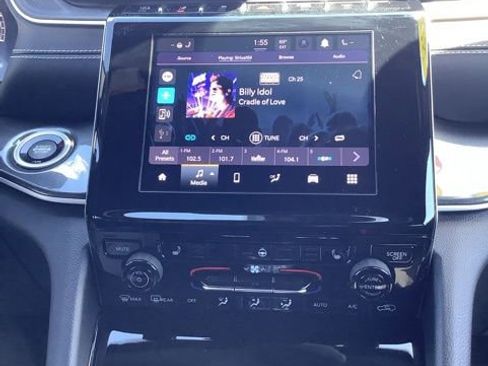 Certified 2023 Jeep Grand Cherokee Altitude AWD/4WD image 13