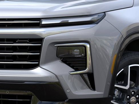 New 2026 Chevrolet Traverse High Country FWD image 10