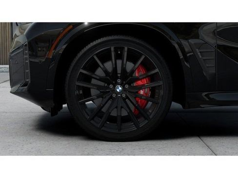 New 2026 BMW X5 xDrive40i w/ M Sport Package AWD/4WD image 7