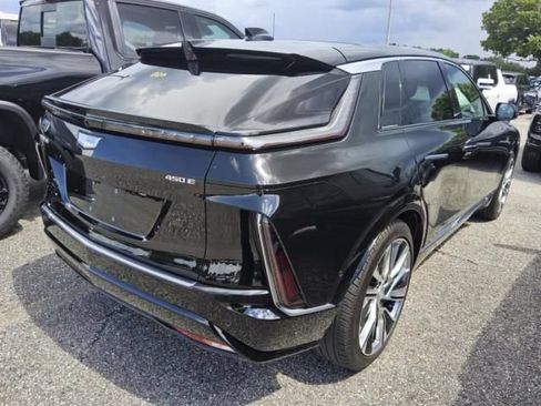 Used 2024 Cadillac Lyriq Luxury w/ Nappa Leather Package RWD image 4
