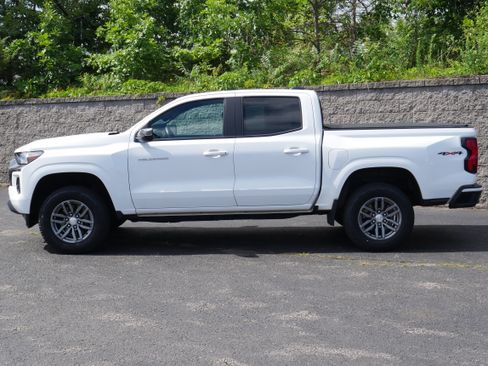 Certified 2023 Chevrolet Colorado LT w/ LT Convenience Package AWD/4WD image 3