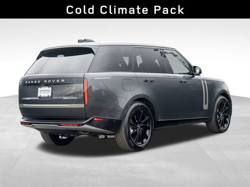 Used 2025 Land Rover Range Rover SE image 4