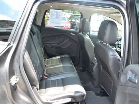 Used 2017 Ford Escape SE w/ SE Leather Comfort Package FWD image 23