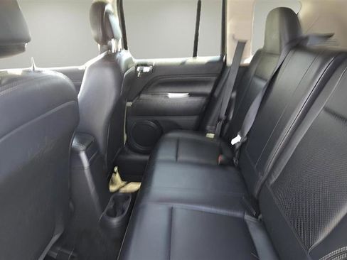Used 2016 Jeep Compass High Altitude AWD/4WD image 19