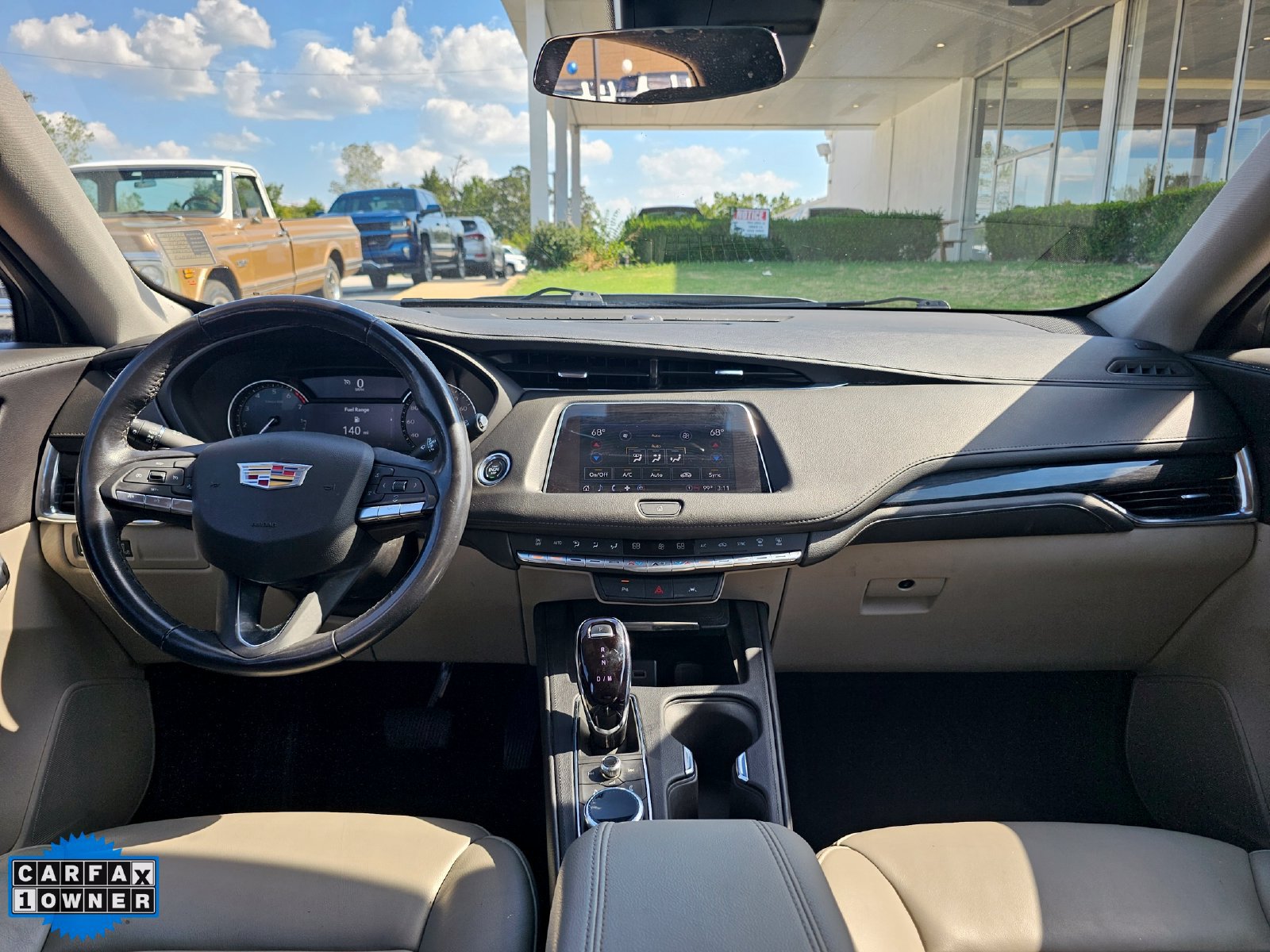 Used 2023 Cadillac XT4 Premium Luxury FWD image 28