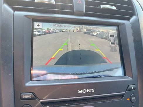 Used 2017 Ford Fusion Titanium FWD image 23
