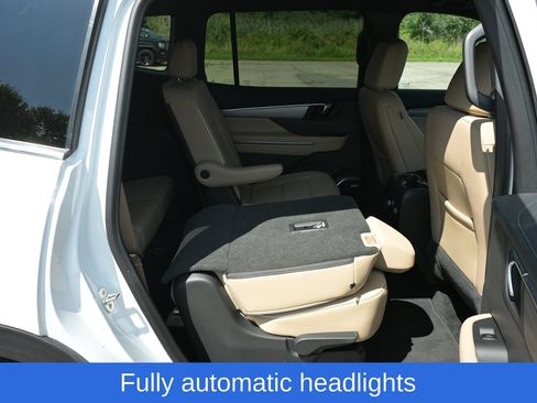 Used 2026 Buick Enclave Preferred AWD/4WD image 36