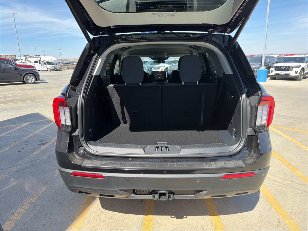 New 2026 Ford Explorer Active AWD/4WD image 21