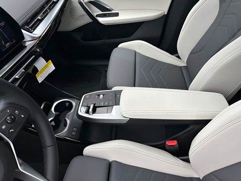New 2026 BMW X1 xDrive28i w/ Convenience Package AWD/4WD image 20