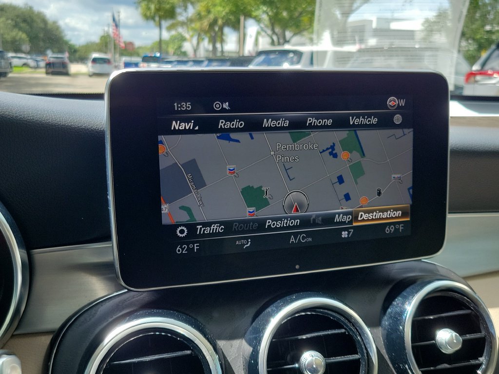 Used 2019 Mercedes-Benz GLC 300 image 23