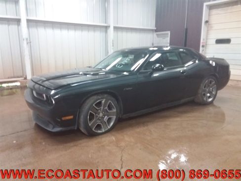 Used 2013 Dodge Challenger R/T image 3
