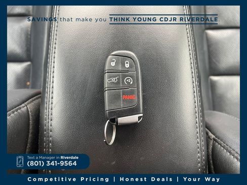 Used 2019 Jeep Grand Cherokee Limited w/ Luxury Group II image 28