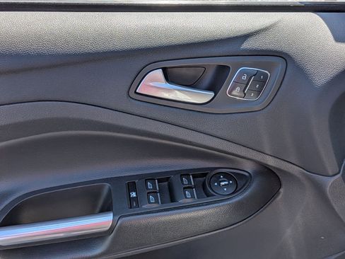 Used 2016 Ford Escape Titanium w/ Equipment Group 301A FWD image 10