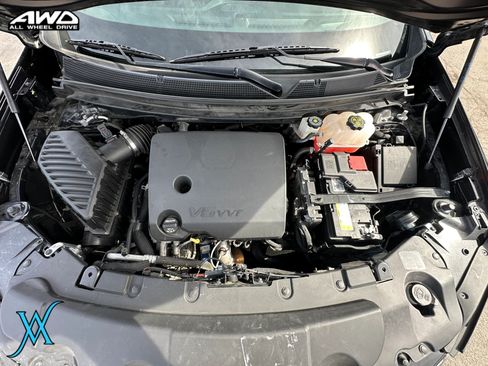 Used 2023 Chevrolet Traverse RS w/ LPO, Floor Liner Package AWD/4WD image 40