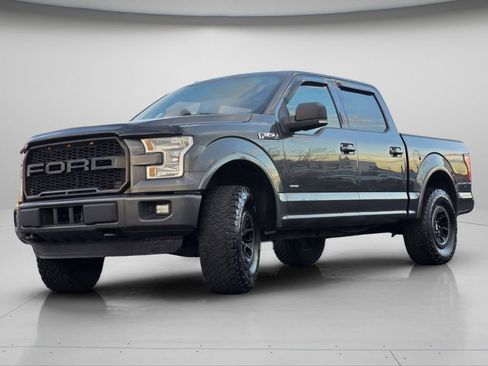 Used 2016 Ford F150 XLT w/ Equipment Group 302A Luxury image 16