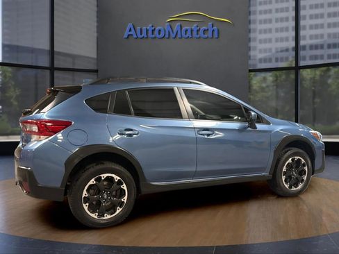 Used 2022 Subaru Crosstrek 2.0i Premium image 11