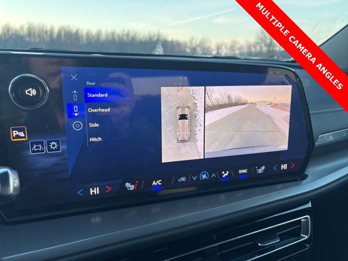 New 2025 Chevrolet Traverse LT w/ Midnight/Sport Edition image 2