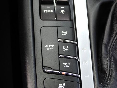 Used 2018 Porsche Macan GTS image 80