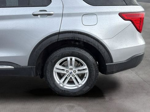 Certified 2022 Ford Explorer XLT w/ Class IV Trailer Tow Package image 25