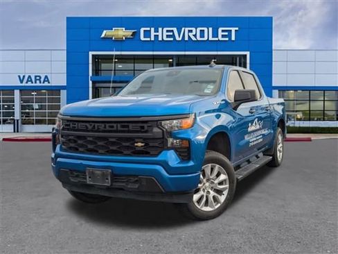 Used 2022 Chevrolet Silverado 1500 Custom image 1
