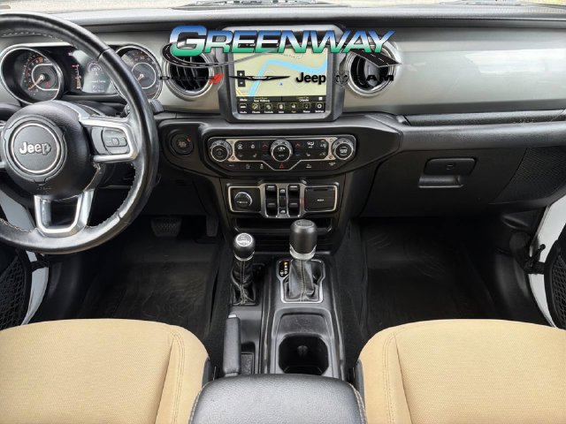 Used 2022 Jeep Wrangler Unlimited Sahara w/ Cold Weather Group AWD/4WD image 12