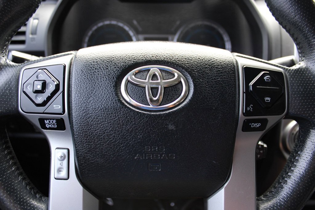 Used 2018 Toyota 4Runner SR5 RWD image 20