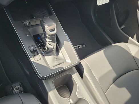 New 2026 Toyota Corolla Cross XLE w/ Convenience Package FWD image 18