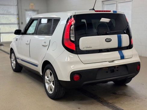 Used 2017 Kia Soul w/ Convenience Package image 7