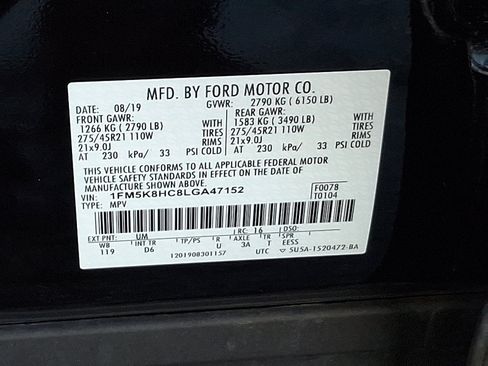 Used 2020 Ford Explorer Platinum w/ Premium Technology Package image 30