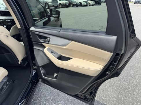 Used 2024 Acura MDX SH-AWD w/ Technology Package image 23