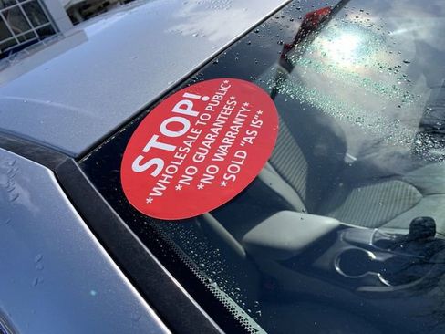 Certified 2020 Toyota Camry SE image 34